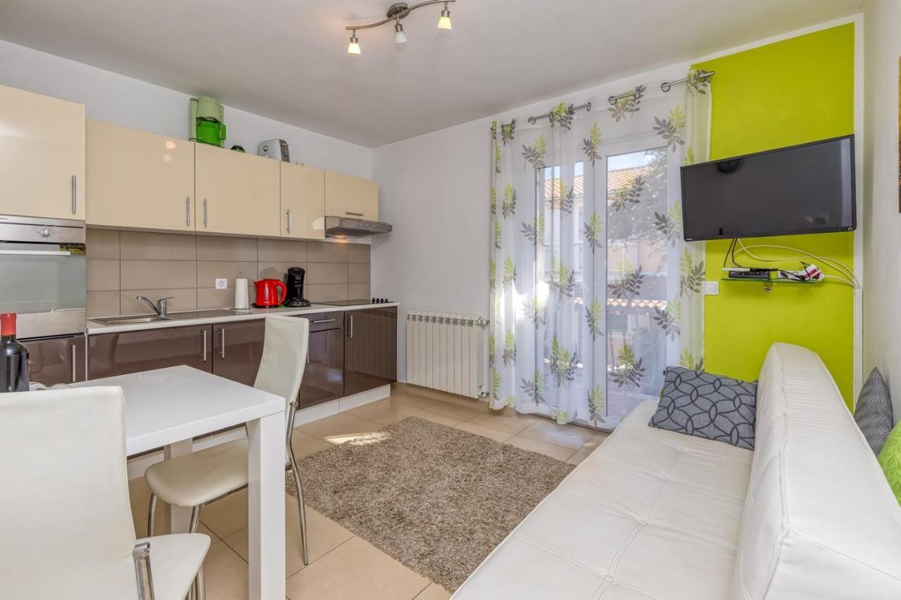 Apartments Kardumovic Kukci Exterior photo