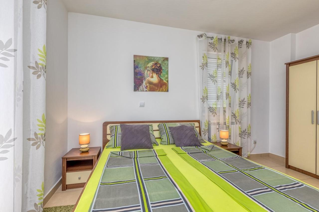 Apartments Kardumovic Kukci Exterior photo